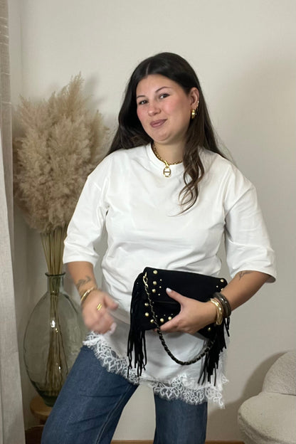 Sac Clothilde porté avec un look simple