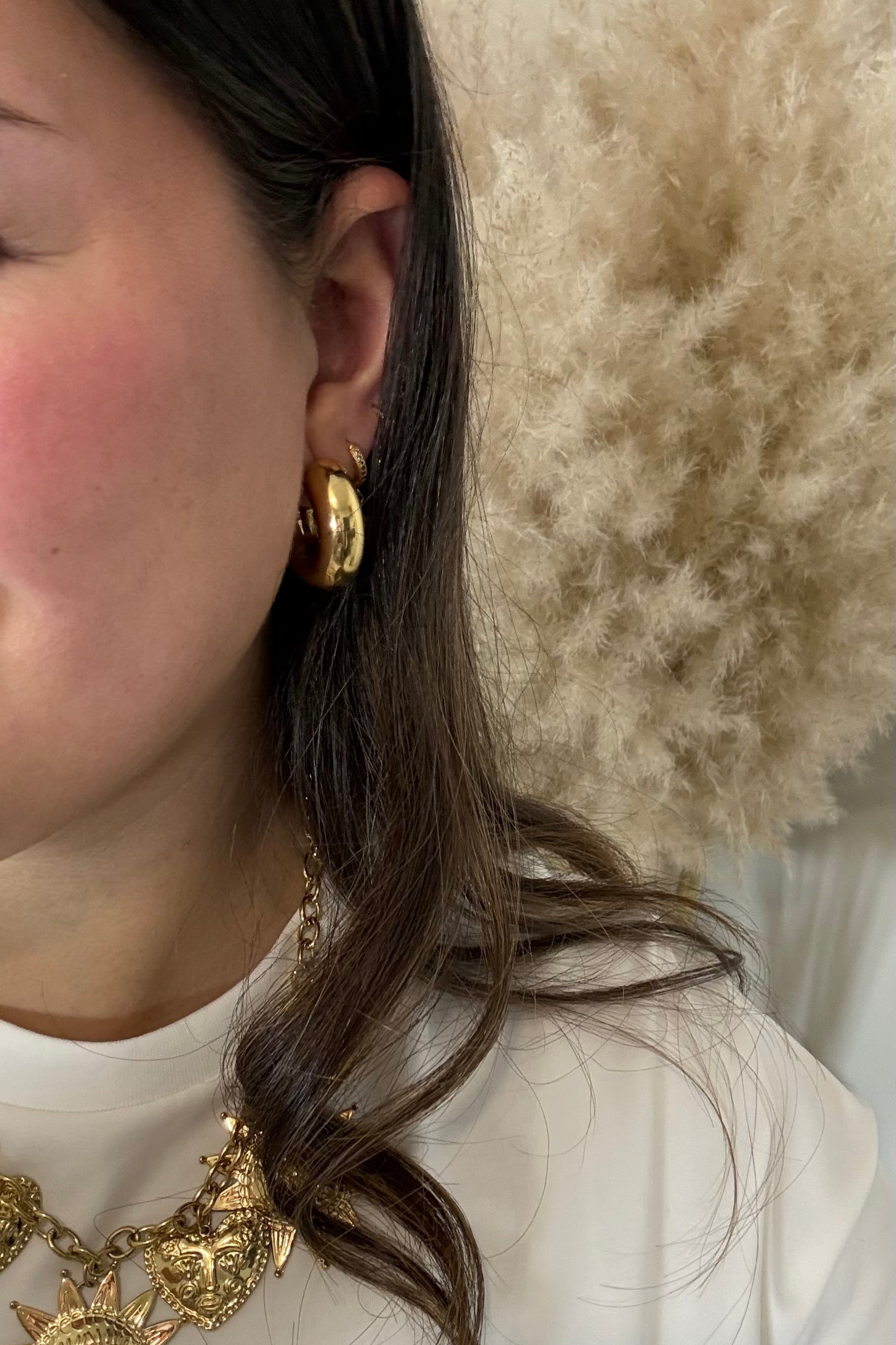 Boucles d'oreilles esmee porté 